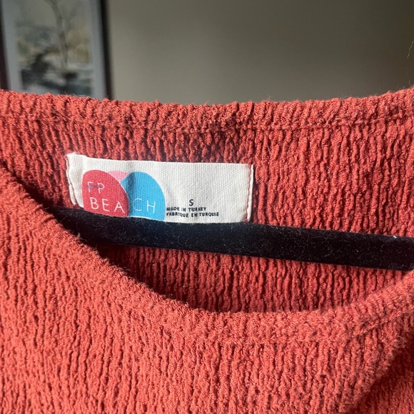 FP Beach sleeveless top - Picture 4 of 7